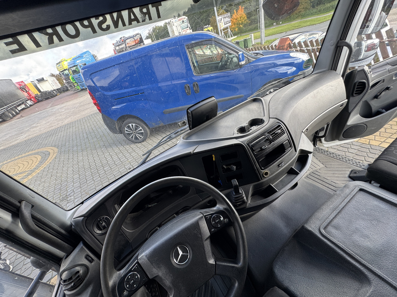 Mercedes Atego Axor - Cabina e interni: foto 1 Mercedes Atego Axor - Cabina e interni: foto 1