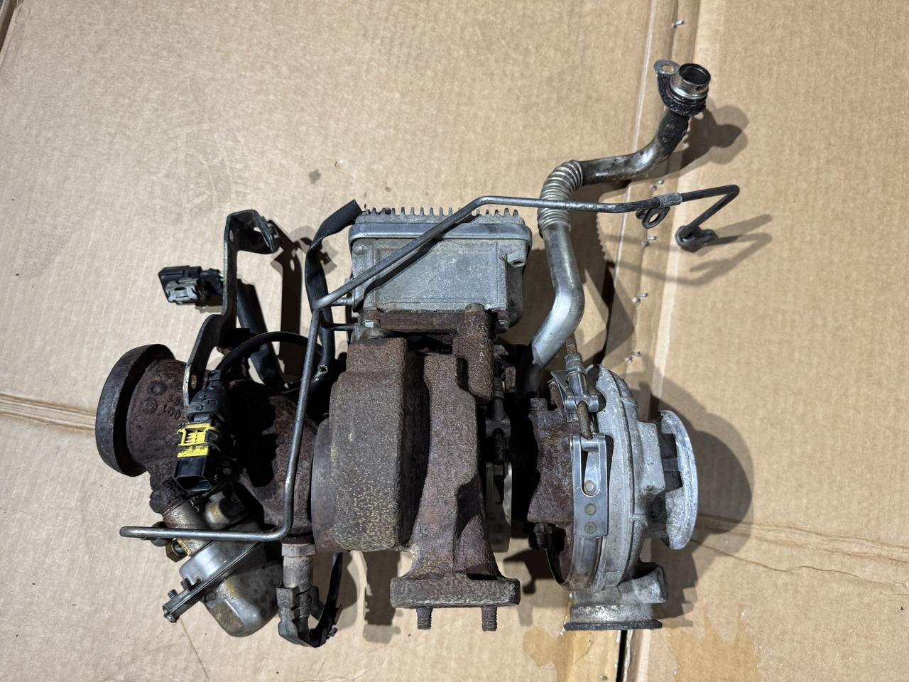 Mercedes OM934 Atego III E6 - Turbocompressore: foto 3 Mercedes OM934 Atego III E6 - Turbocompressore: foto 3