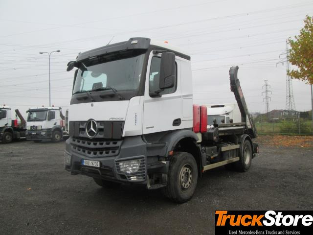Mercedes-Benz Arocs 1845 LK - Autocarro multibenna: foto 1 Mercedes-Benz Arocs 1845 LK - Autocarro multibenna: foto 1