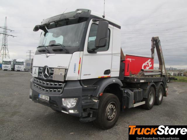 Mercedes-Benz Arocs 2645 LK - Autocarro multibenna: foto 1 Mercedes-Benz Arocs 2645 LK - Autocarro multibenna: foto 1