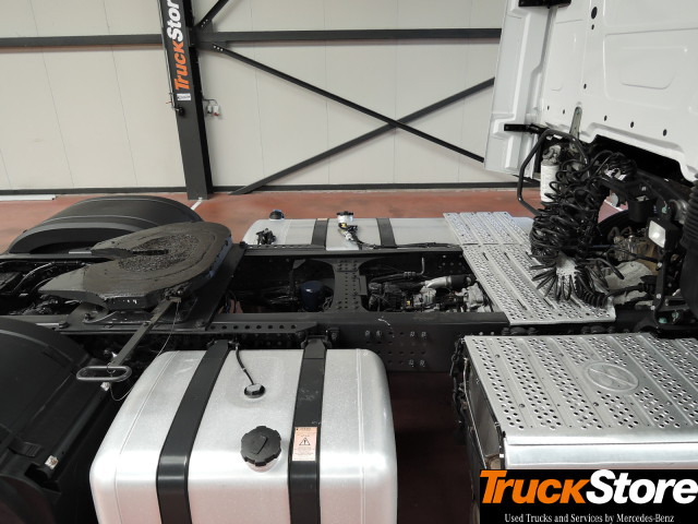 Mercedes-Benz Actros 1845 LS - Trattore stradale: foto 2 Mercedes-Benz Actros 1845 LS - Trattore stradale: foto 2