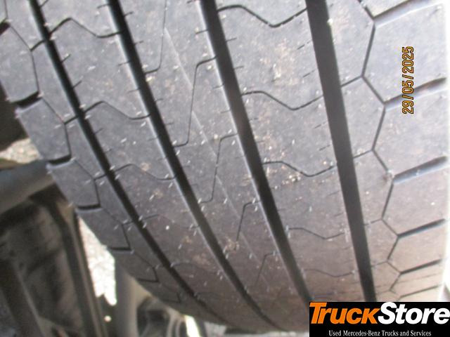 Mercedes-Benz Actros 1845 LS - Trattore stradale: foto 5 Mercedes-Benz Actros 1845 LS - Trattore stradale: foto 5