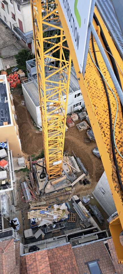 Liebherr 250EC-B12 Litronic - Gru a torre: foto 4 Liebherr 250EC-B12 Litronic - Gru a torre: foto 4