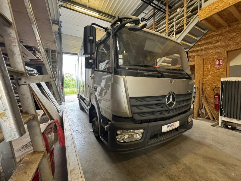 Mercedes Atego - Autocarro furgonato: foto 4 Mercedes Atego - Autocarro furgonato: foto 4