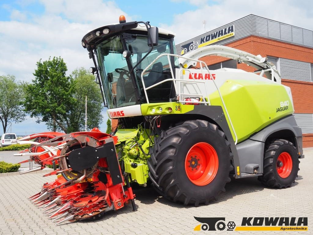Claas Jaguar 840 + Kemper 345 Plus - Trincia: foto 1 Claas Jaguar 840 + Kemper 345 Plus - Trincia: foto 1