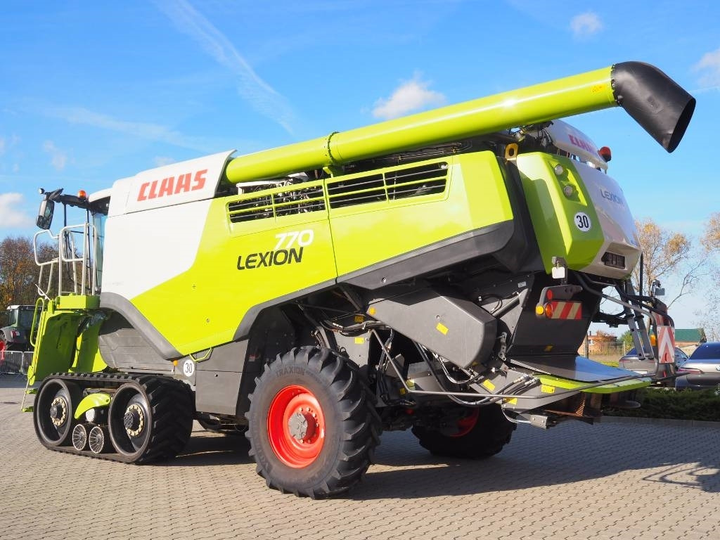 Claas Lexion 770TT 4x4 + V1200 - Mietitrebbia: foto 2 Claas Lexion 770TT 4x4 + V1200 - Mietitrebbia: foto 2