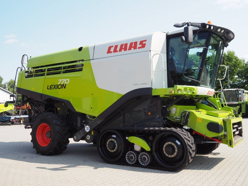 Claas Lexion 770TT + V1050 - Mietitrebbia: foto 4 Claas Lexion 770TT + V1050 - Mietitrebbia: foto 4