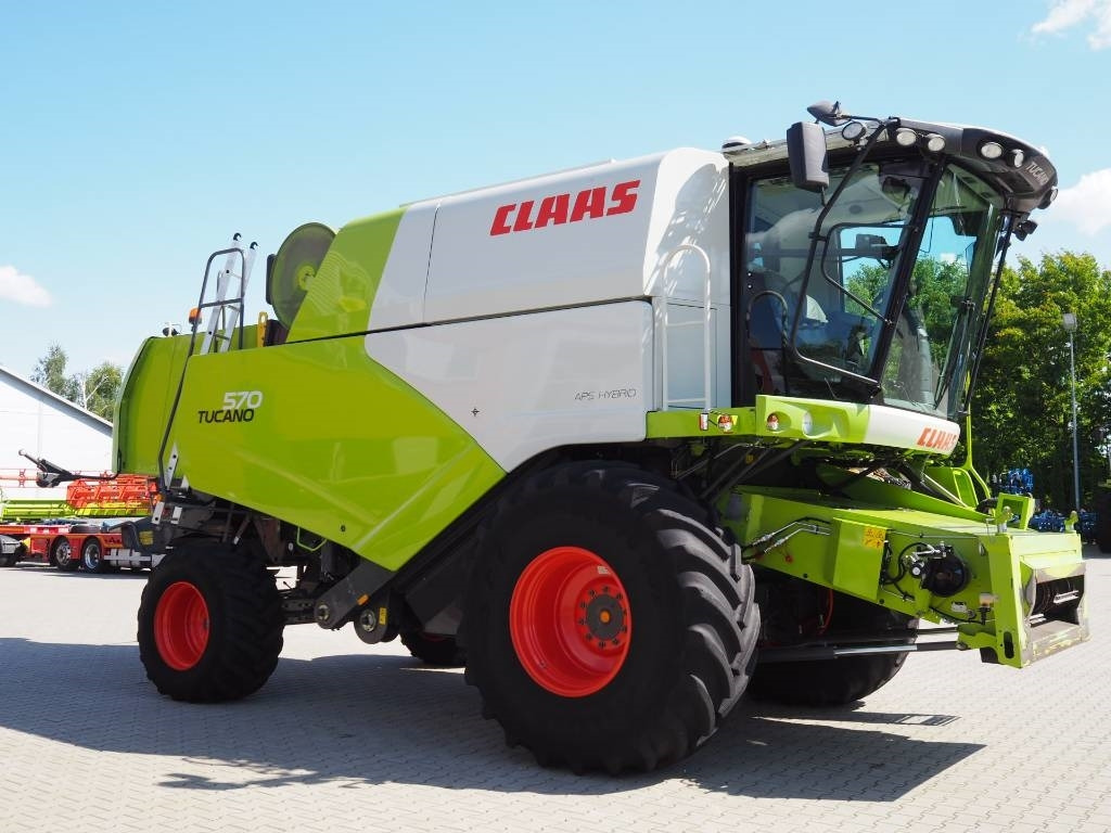 Claas Tucano 570 GPS + V770 - Mietitrebbia: foto 4 Claas Tucano 570 GPS + V770 - Mietitrebbia: foto 4