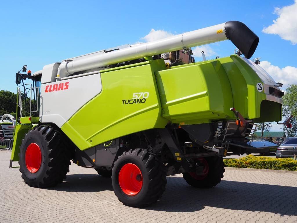 Claas Tucano 570 GPS + V770 - Mietitrebbia: foto 2 Claas Tucano 570 GPS + V770 - Mietitrebbia: foto 2