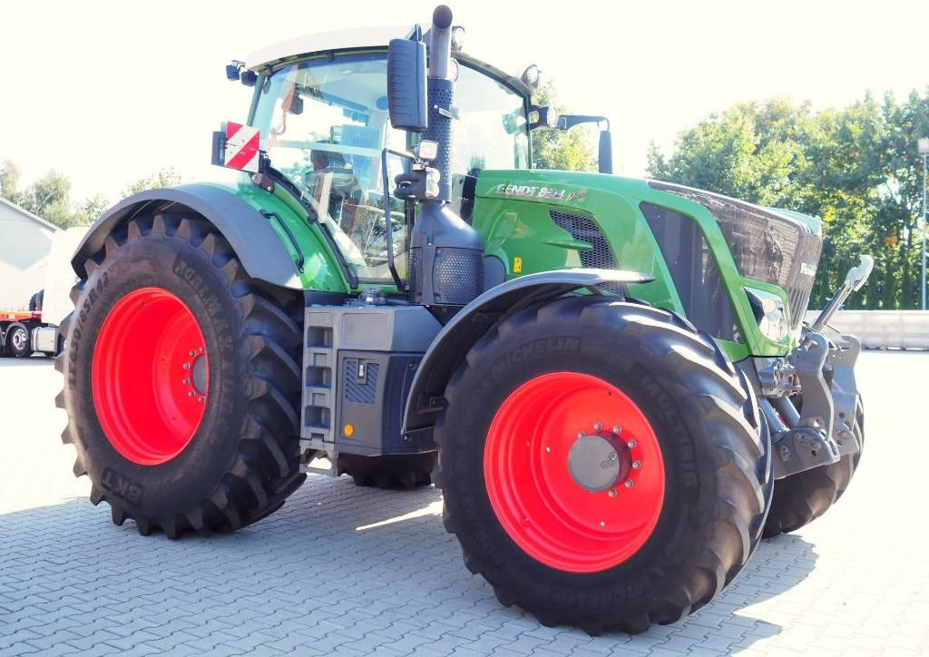 Fendt 824 Vario S4 ProfiPlus, GPS - Trattore: foto 4 Fendt 824 Vario S4 ProfiPlus, GPS - Trattore: foto 4
