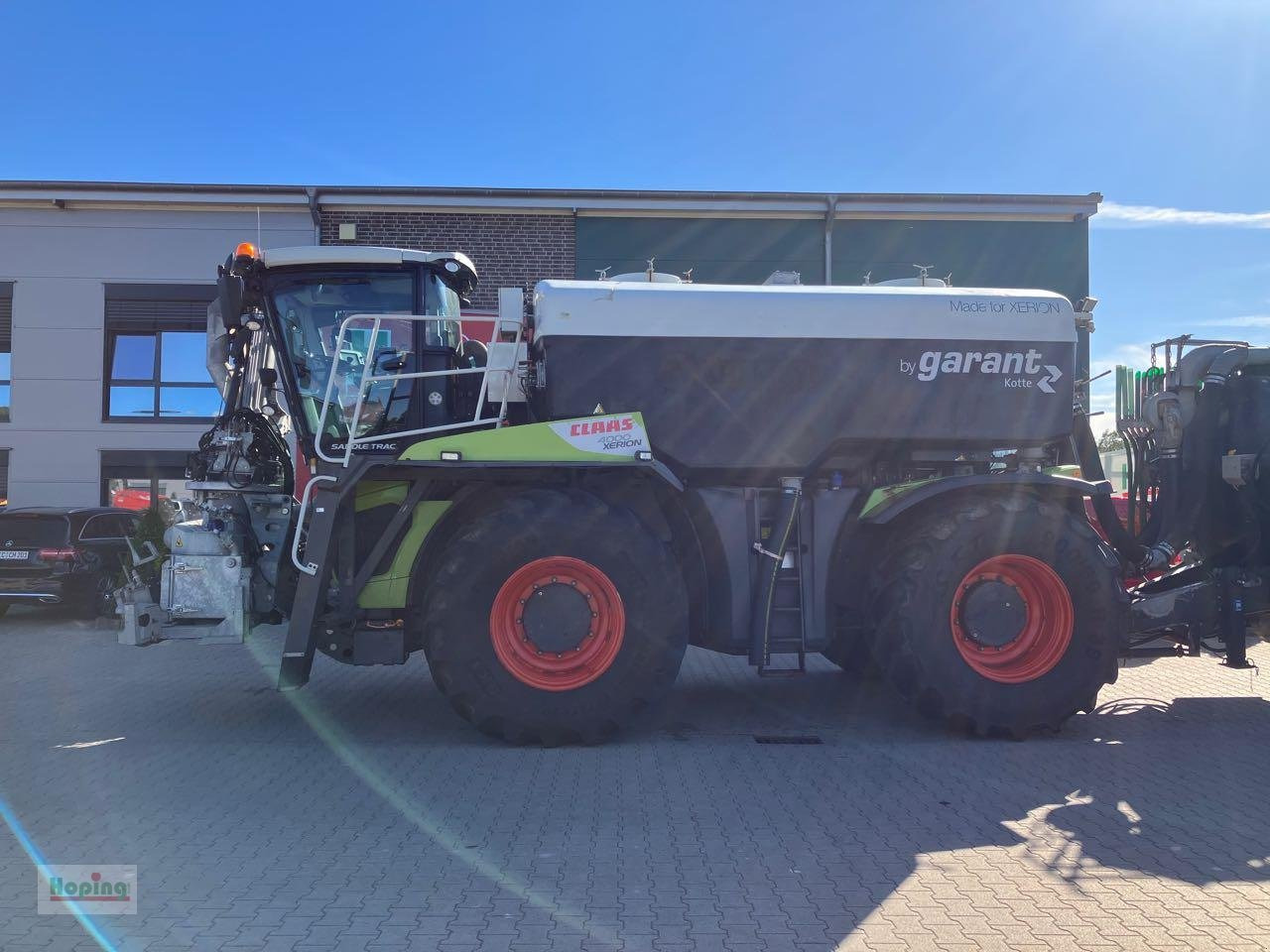 CLAAS Xerion 4000 Saddle Trac Gülletechnik - Trattore: foto 2 CLAAS Xerion 4000 Saddle Trac Gülletechnik - Trattore: foto 2
