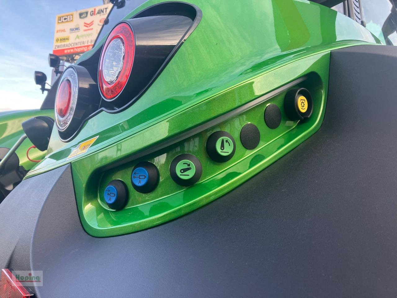 Deutz-Fahr 6180 TTV 30 Jahre Edition - Trattore: foto 5 Deutz-Fahr 6180 TTV 30 Jahre Edition - Trattore: foto 5