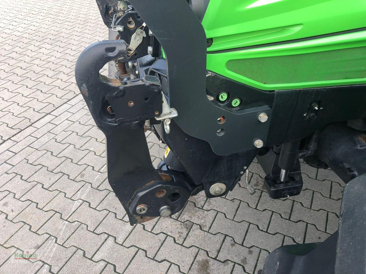 Leasing di Deutz-Fahr 6215 Agrotron TTV Deutz-Fahr 6215 Agrotron TTV: foto 17 Leasing di Deutz-Fahr 6215 Agrotron TTV Deutz-Fahr 6215 Agrotron TTV: foto 17