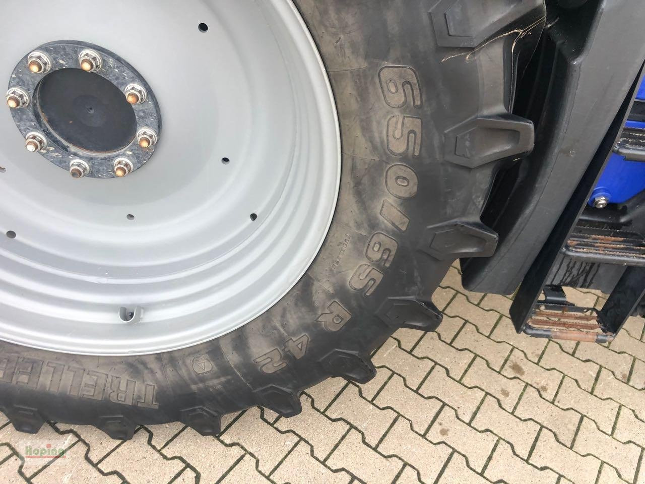 Leasing di Deutz-Fahr 6215 Agrotron TTV Deutz-Fahr 6215 Agrotron TTV: foto 20 Leasing di Deutz-Fahr 6215 Agrotron TTV Deutz-Fahr 6215 Agrotron TTV: foto 20