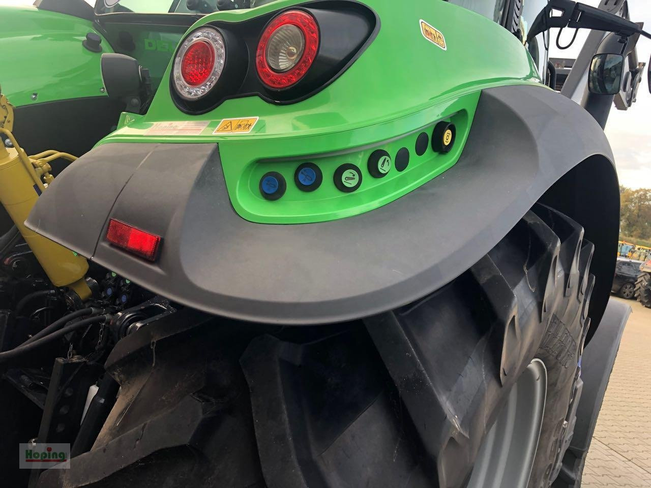 Leasing di Deutz-Fahr 6215 Agrotron TTV Deutz-Fahr 6215 Agrotron TTV: foto 8 Leasing di Deutz-Fahr 6215 Agrotron TTV Deutz-Fahr 6215 Agrotron TTV: foto 8