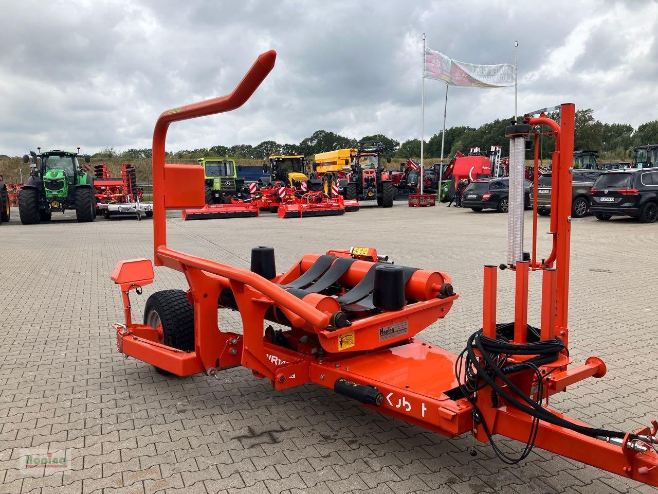 Kubota WR1400 - Fasciatore: foto 5 Kubota WR1400 - Fasciatore: foto 5