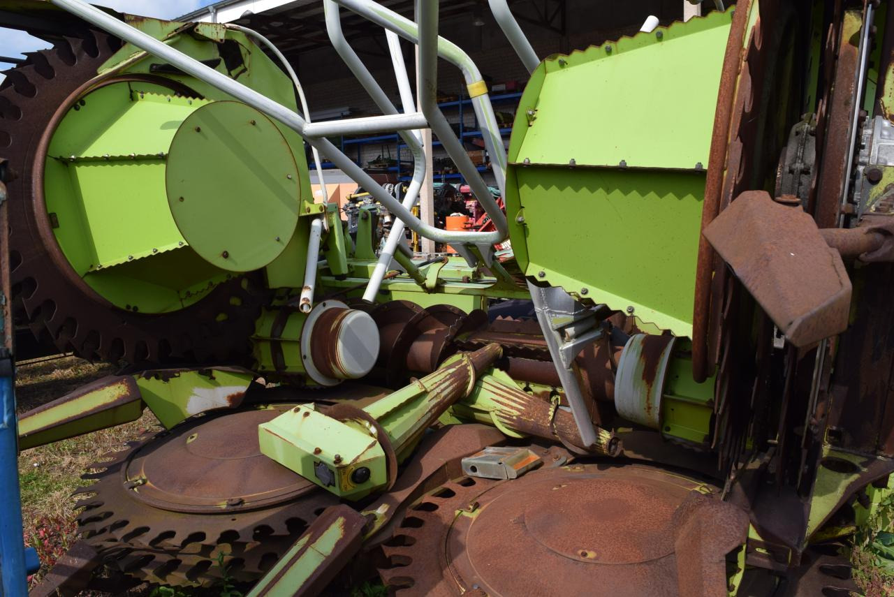 CLAAS RU 600 - Spannocchiatore: foto 5 CLAAS RU 600 - Spannocchiatore: foto 5