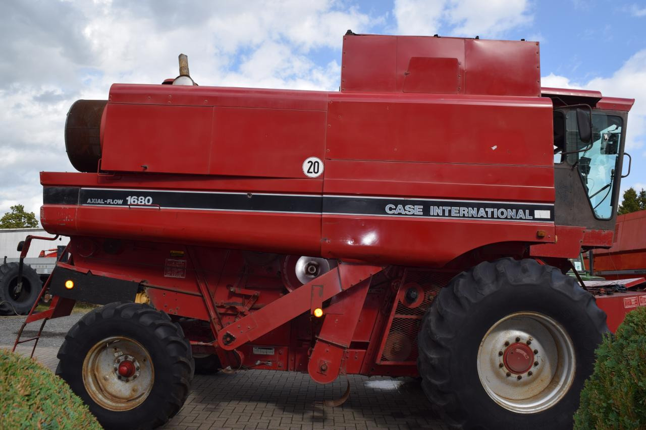 Case-IH 1680 Axial - Mietitrebbia: foto 4 Case-IH 1680 Axial - Mietitrebbia: foto 4