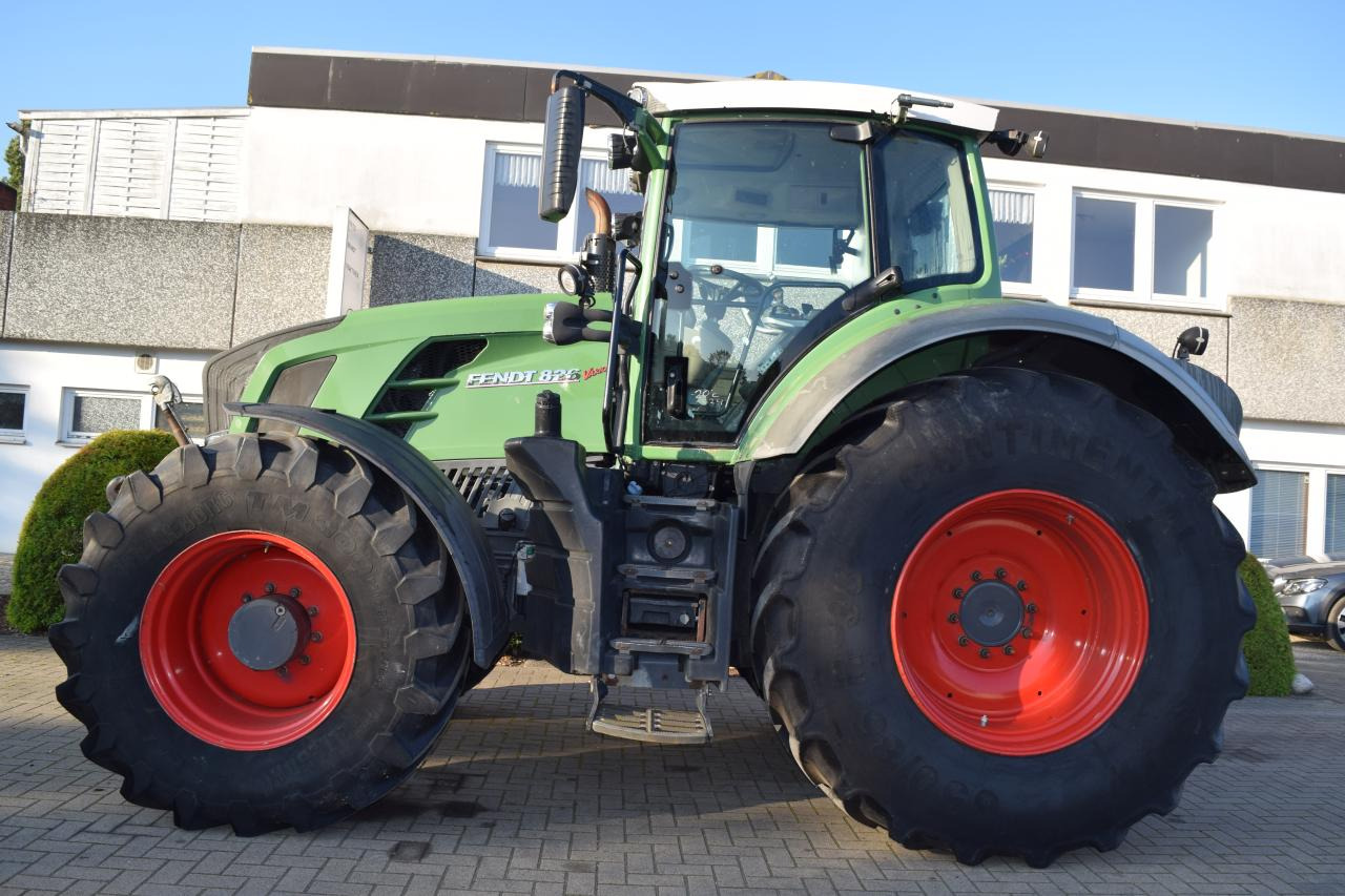 Trattore Fendt 826 Vario SCR: foto 6