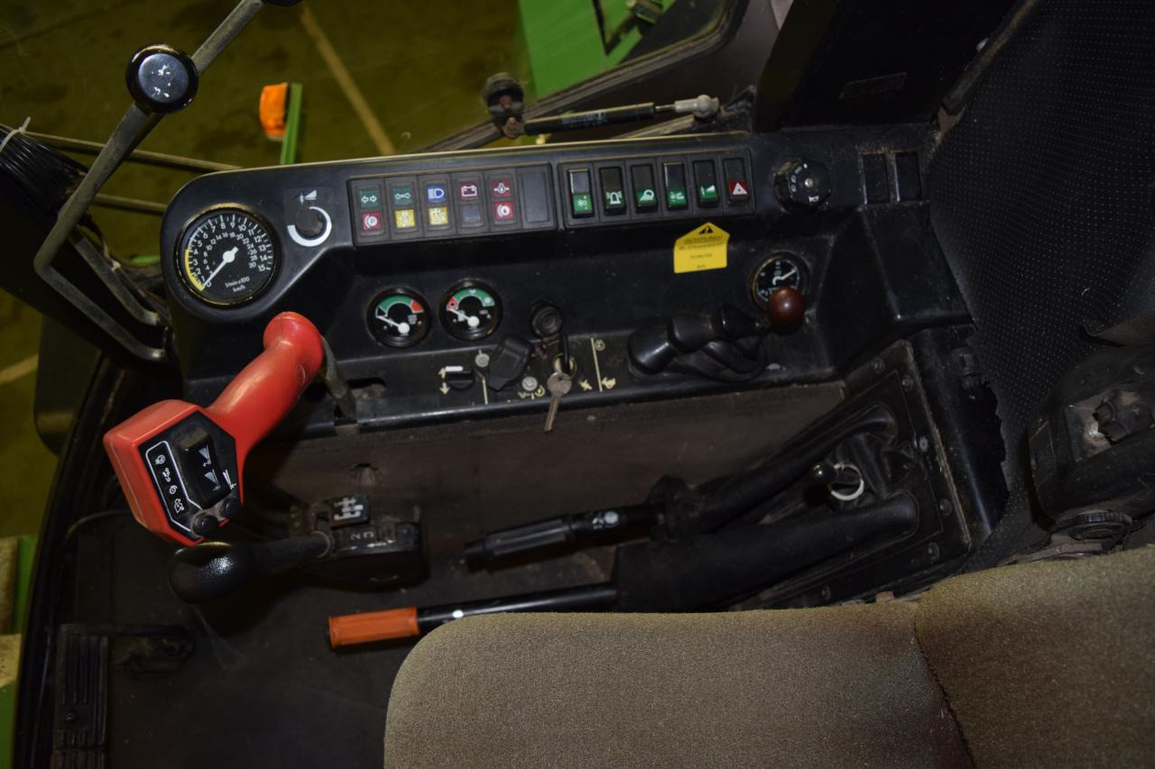 Mietitrebbia John Deere 1177: foto 10