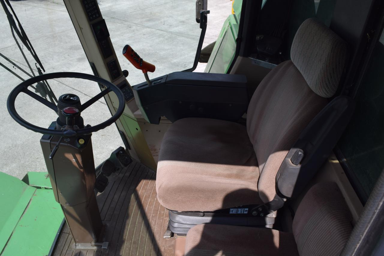 Mietitrebbia John Deere 2056: foto 6