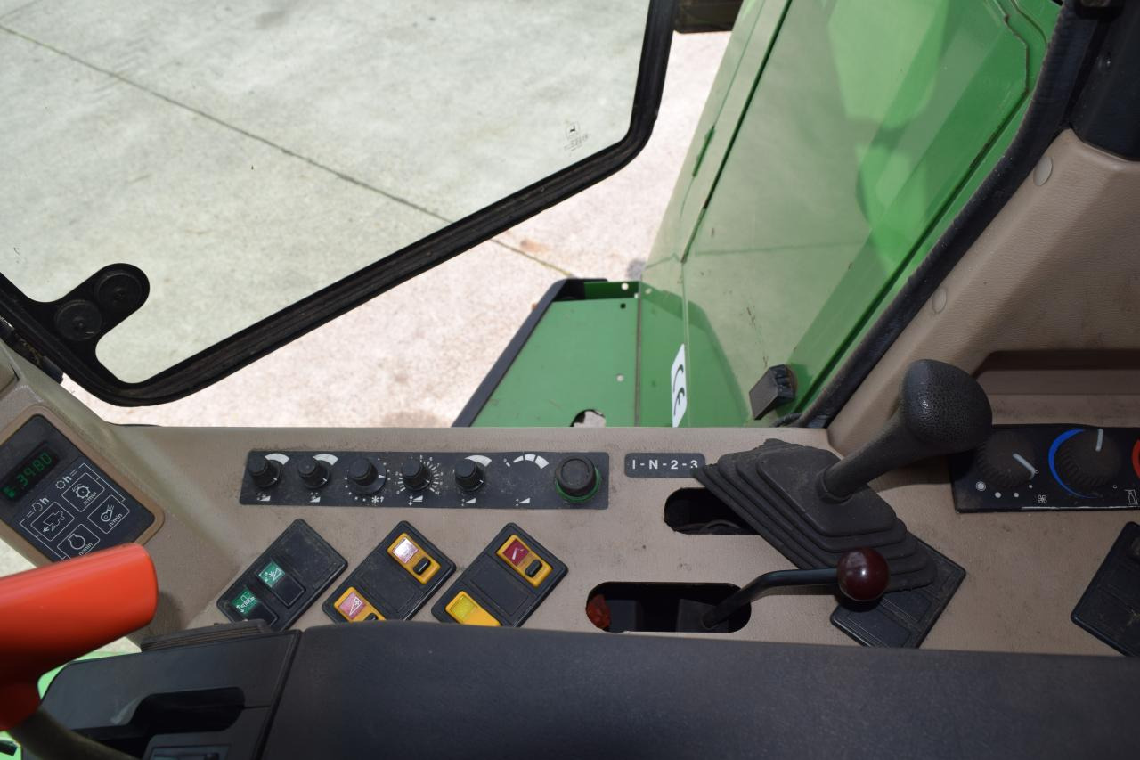 Mietitrebbia John Deere 2056: foto 8
