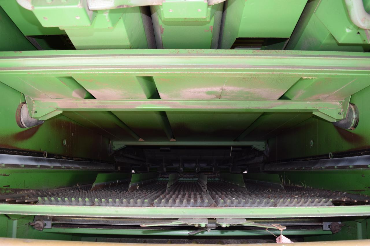 Mietitrebbia John Deere 2056: foto 9