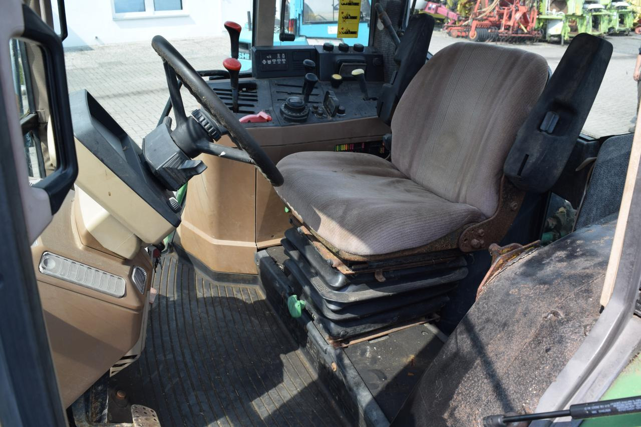 Trattore John Deere 6100: foto 9 Trattore John Deere 6100: foto 9