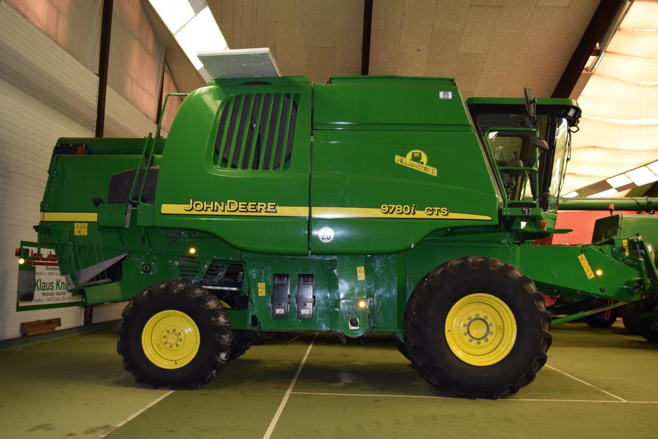 John Deere 9780 i CTS HM - Mietitrebbia: foto 1 John Deere 9780 i CTS HM - Mietitrebbia: foto 1