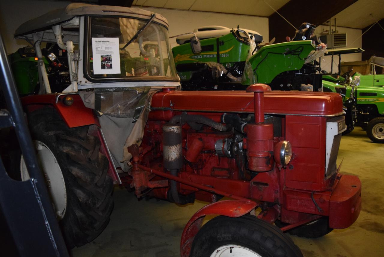 Renault Super 5D - Trattore: foto 2 Renault Super 5D - Trattore: foto 2