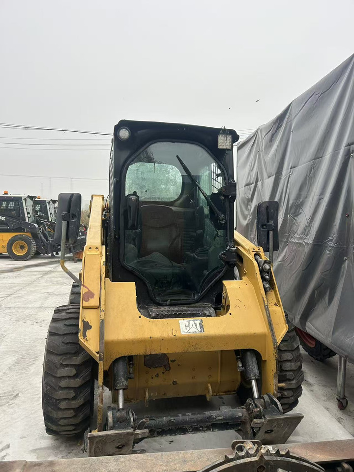 CATERPILLAR 236D - Minipala: foto 3 CATERPILLAR 236D - Minipala: foto 3