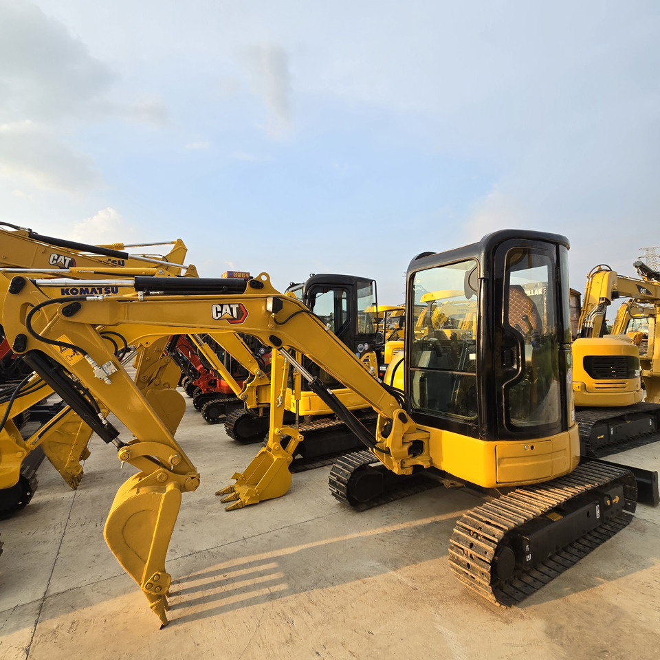 CATERPILLAR 303.5E2 - Miniescavatore: foto 2 CATERPILLAR 303.5E2 - Miniescavatore: foto 2