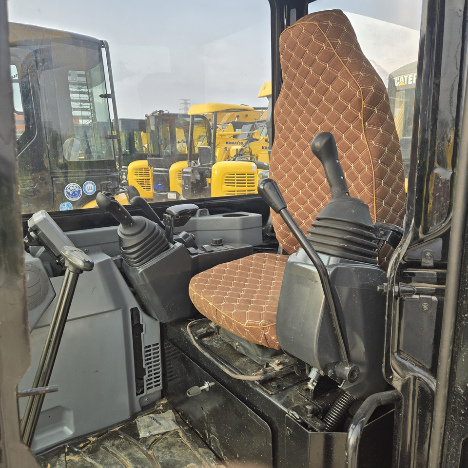 Miniescavatore CATERPILLAR 303.5E2: foto 10 Miniescavatore CATERPILLAR 303.5E2: foto 10
