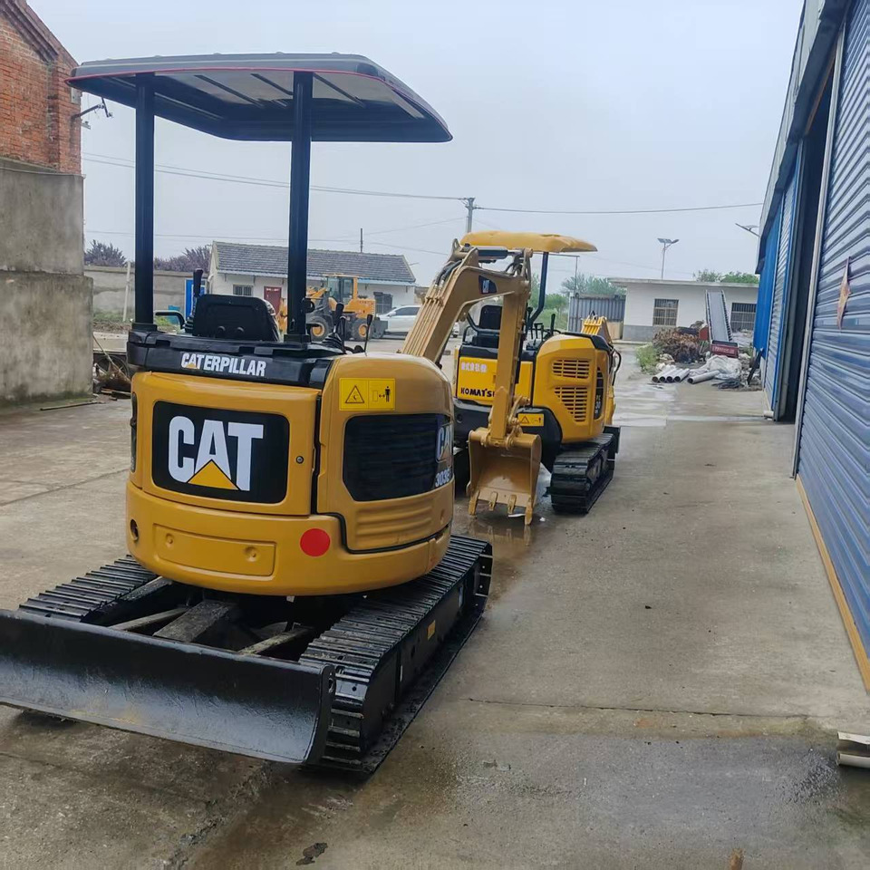 CATERPILLAR 303ECR - Miniescavatore: foto 3 CATERPILLAR 303ECR - Miniescavatore: foto 3