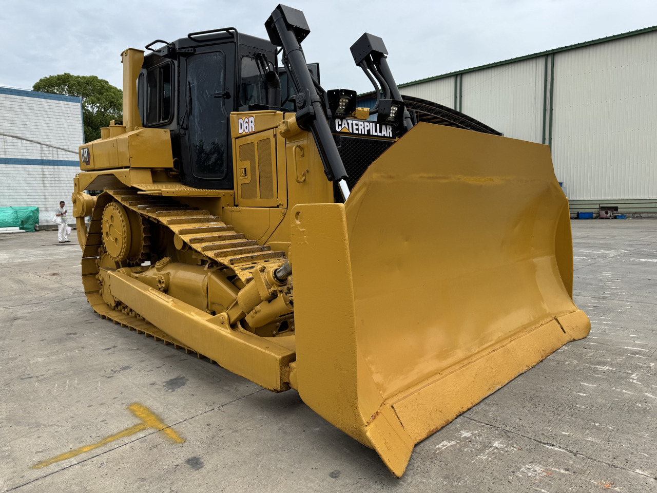 CATERPILLAR D6R - Bulldozer: foto 1 CATERPILLAR D6R - Bulldozer: foto 1