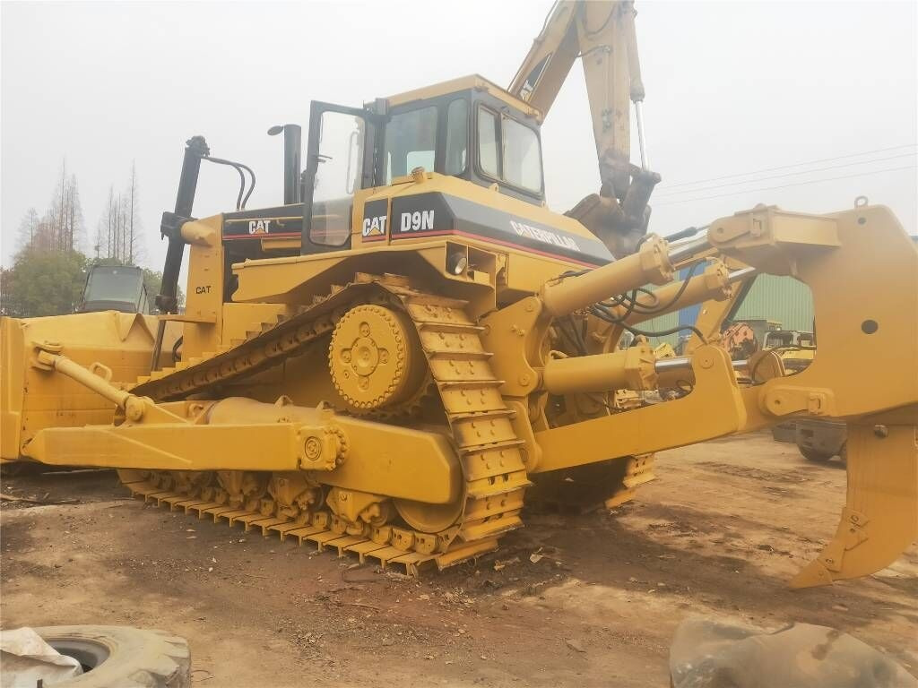 Caterpillar D 9 N - Bulldozer: foto 1 Caterpillar D 9 N - Bulldozer: foto 1