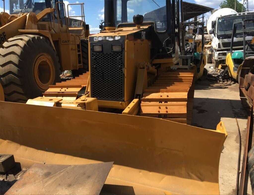 Caterpillar D4C - Bulldozer: foto 4 Caterpillar D4C - Bulldozer: foto 4