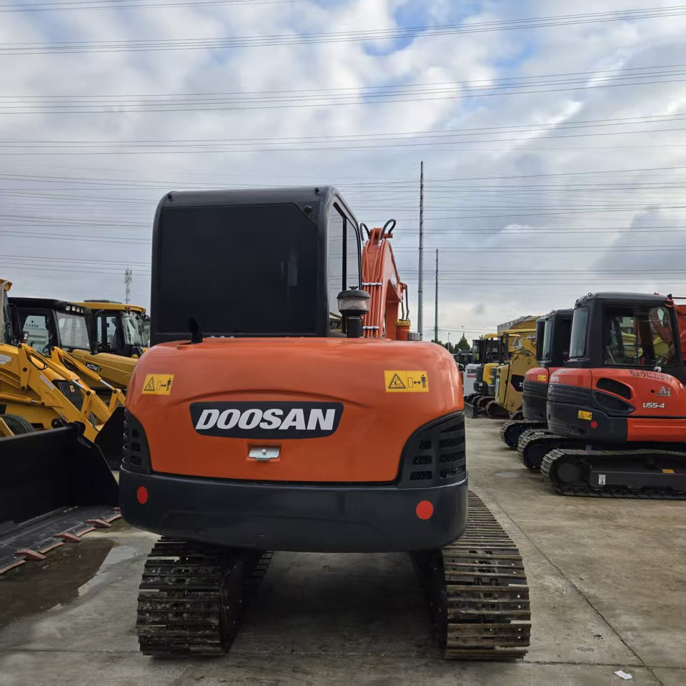 DOOSAN DH60-7 - Miniescavatore: foto 3 DOOSAN DH60-7 - Miniescavatore: foto 3