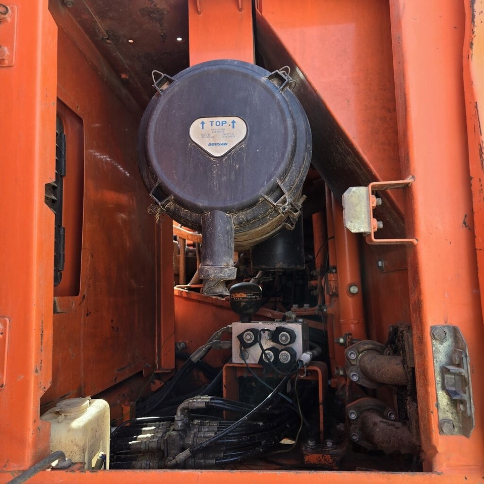Doosan DX225LCA - Escavatore cingolato: foto 1 Doosan DX225LCA - Escavatore cingolato: foto 1