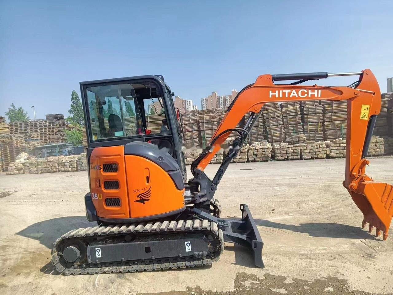 Hitachi ZX35U-5A - Miniescavatore: foto 5 Hitachi ZX35U-5A - Miniescavatore: foto 5