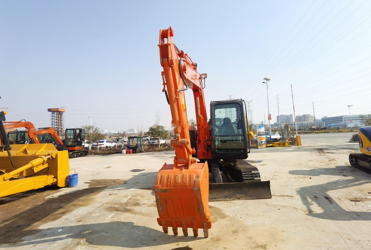 Hitachi ZX70 - Miniescavatore: foto 5 Hitachi ZX70 - Miniescavatore: foto 5