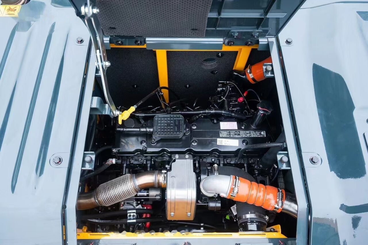 Escavatore cingolato nuovo Hyundai HX220: foto 7