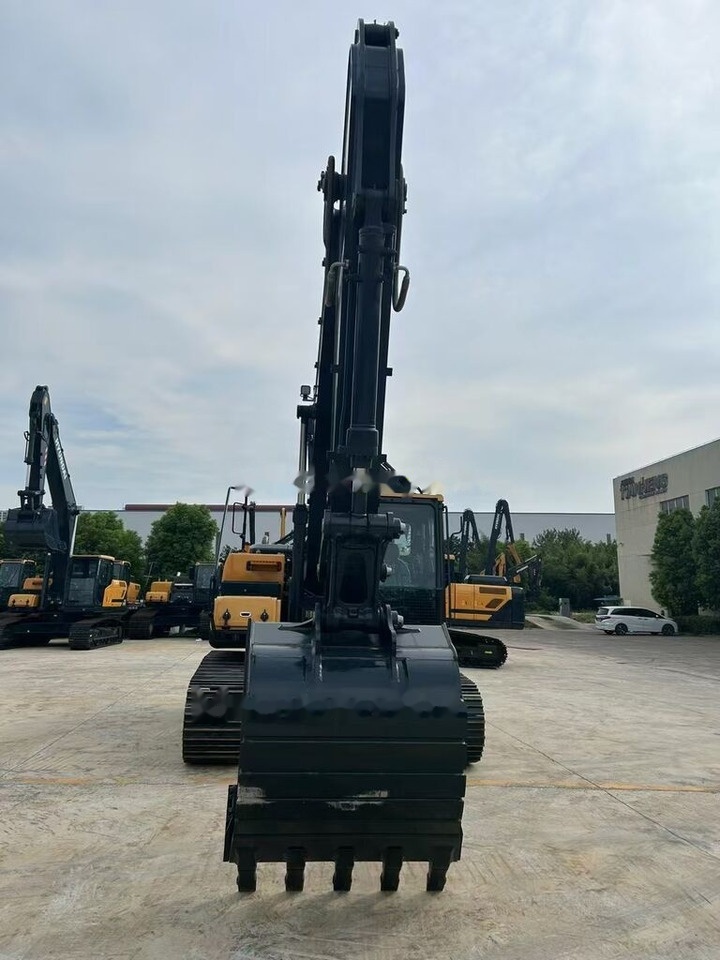 Hyundai HX220 New - Escavatore cingolato: foto 4 Hyundai HX220 New - Escavatore cingolato: foto 4