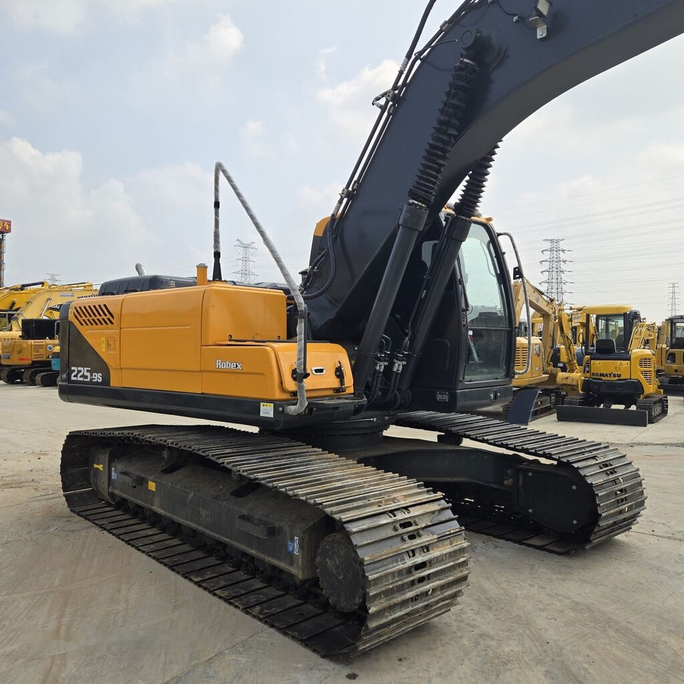 Hyundai R225-9S - Escavatore cingolato: foto 1 Hyundai R225-9S - Escavatore cingolato: foto 1