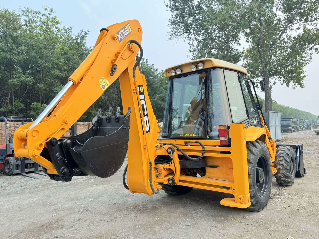 JCB 3CX - Terna: foto 2 JCB 3CX - Terna: foto 2