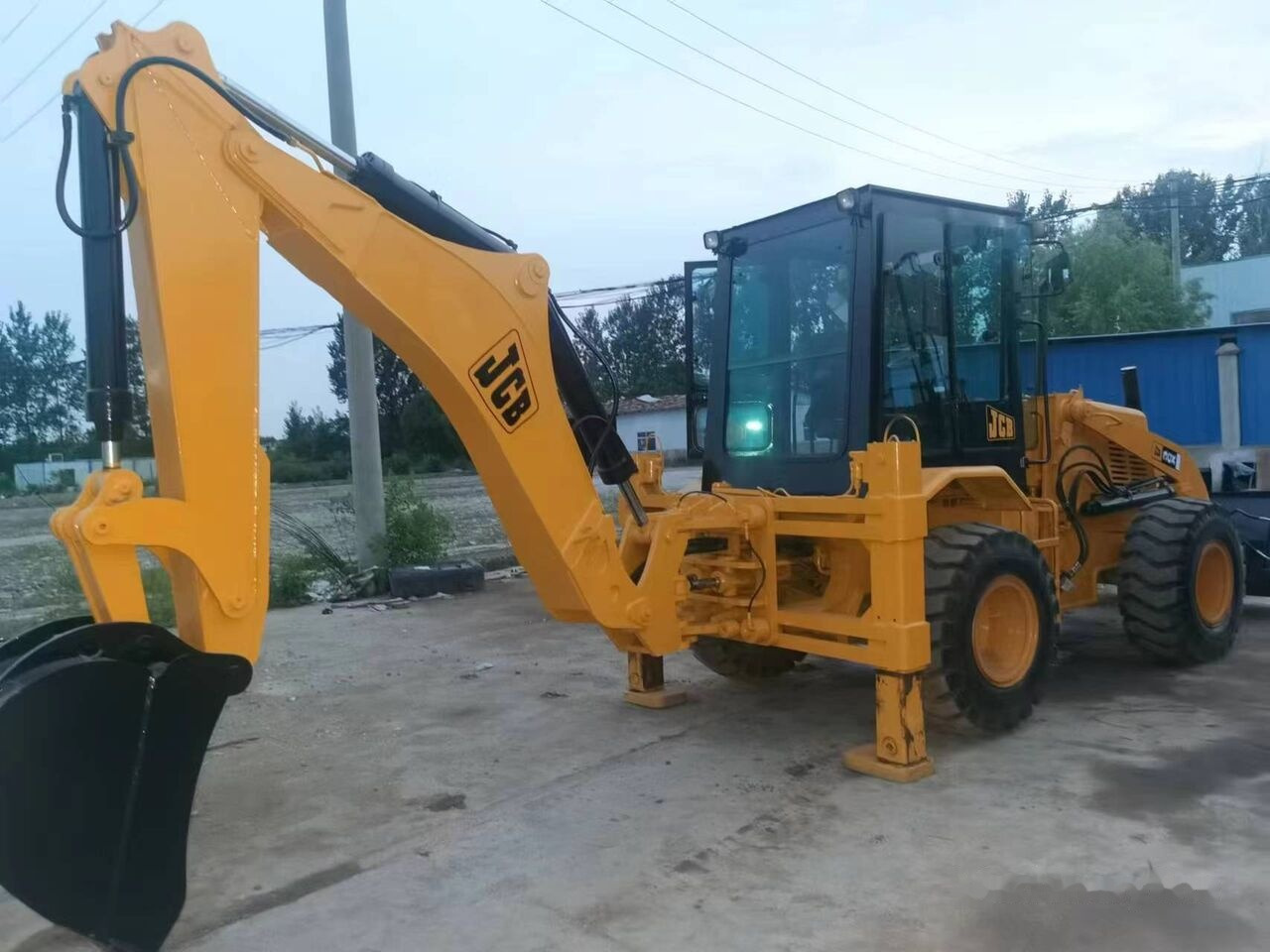 JCB 3CX - Terna: foto 2 JCB 3CX - Terna: foto 2