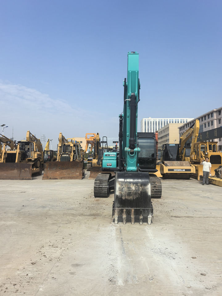 KOBELCO SK200 - Escavatore cingolato: foto 5 KOBELCO SK200 - Escavatore cingolato: foto 5