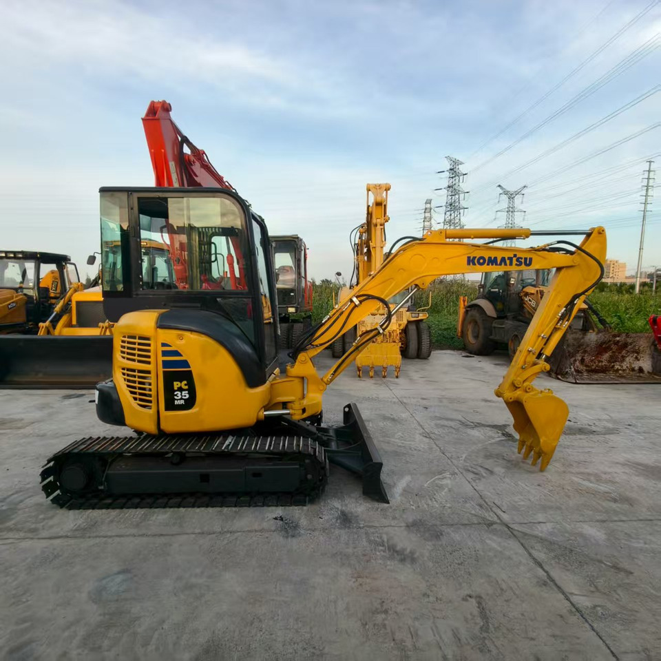 KOMATSU PC35MR - Miniescavatore: foto 1 KOMATSU PC35MR - Miniescavatore: foto 1