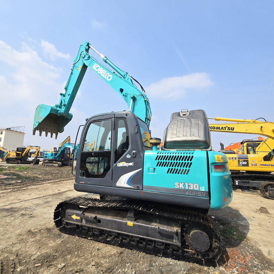 Kobelco SK130-8 - Escavatore cingolato: foto 3 Kobelco SK130-8 - Escavatore cingolato: foto 3
