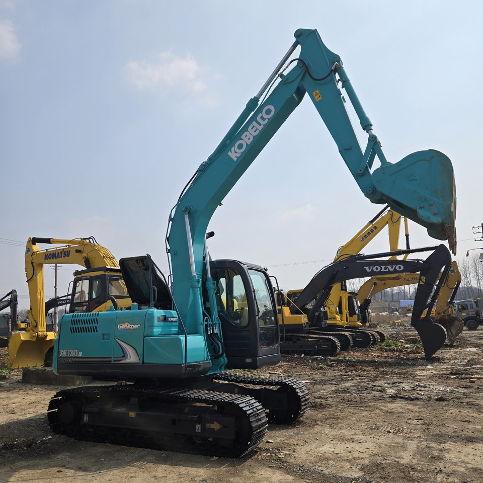 Kobelco SK130-8 - Escavatore cingolato: foto 5 Kobelco SK130-8 - Escavatore cingolato: foto 5